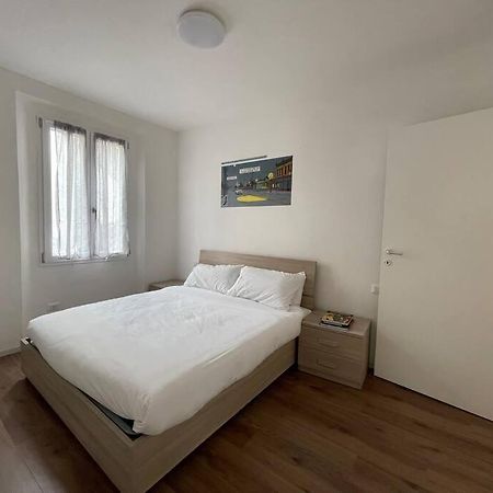 L'Etrange Rendez-Vous Tome 1 Apartment Carona  Bagian luar foto